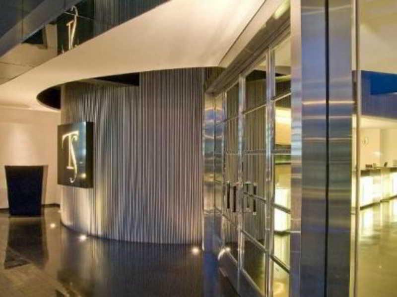 TS Suites Surabaya Exterior foto