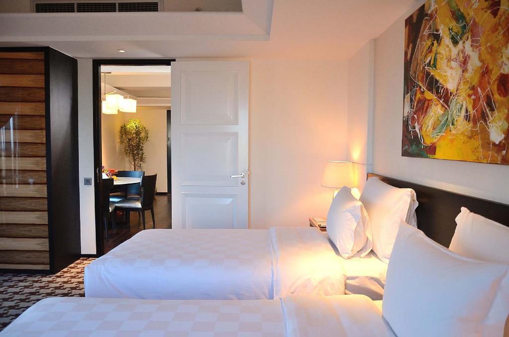 TS Suites Surabaya Exterior foto